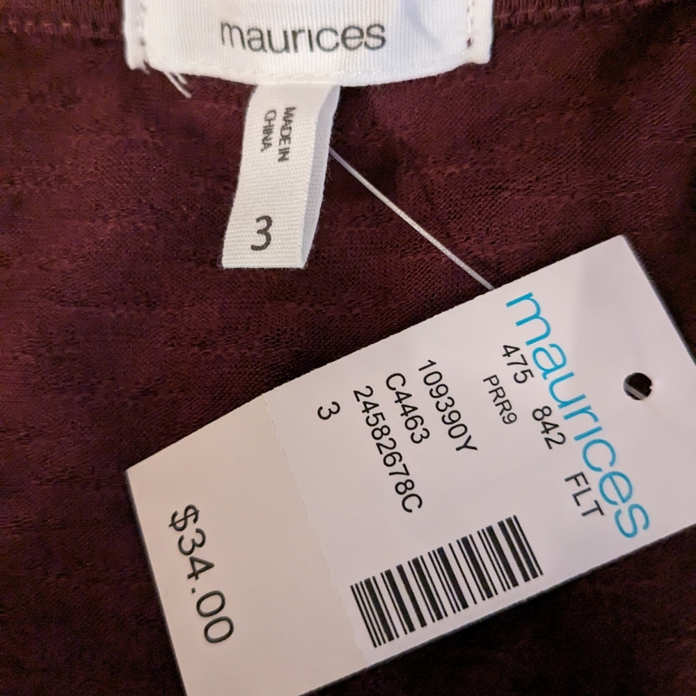 Maurice's, NEW, cranberry sleeveless top, sz 3X, NWTS.  FINAL PRICE DROP… - Picture 2 of 8